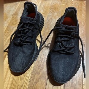 Yeezy x Adidas Black Mesh Boost 350 V2 Mono Cinder Sneakers Size 5